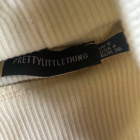 PrettyLittleThing Ribbed Pale Yellow Maxi Dress - Picture 9 of 12